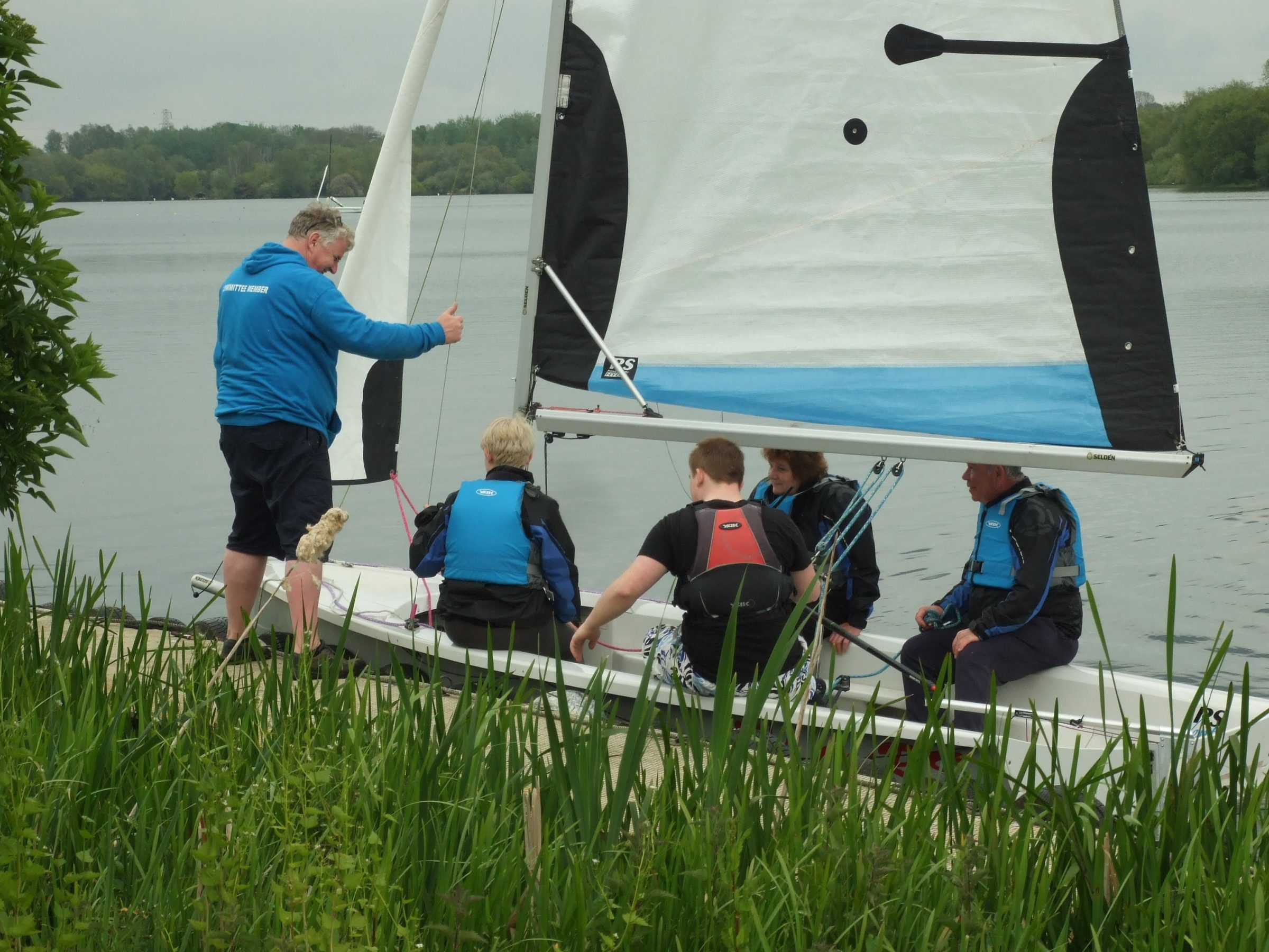 Learning to sail